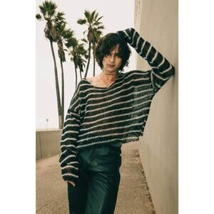 OTHER UK Sz L/XL Black Ivory Stripe Crop Wool Mohair Blend Pullover Sweater NWT